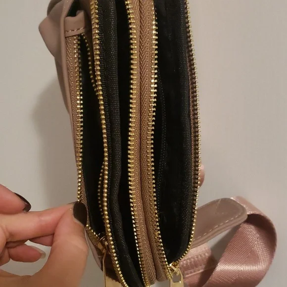 Fanny pack - Picture 2 of 3